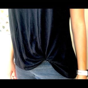 Old Navy Black Athletic Tee